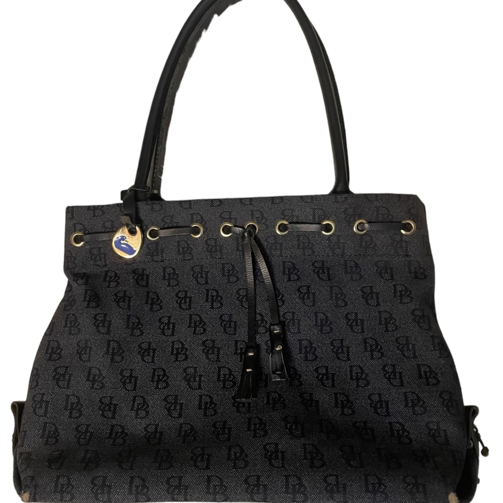 Preloved REHAB Dooney and Bourke tote still has a lot of love to share!